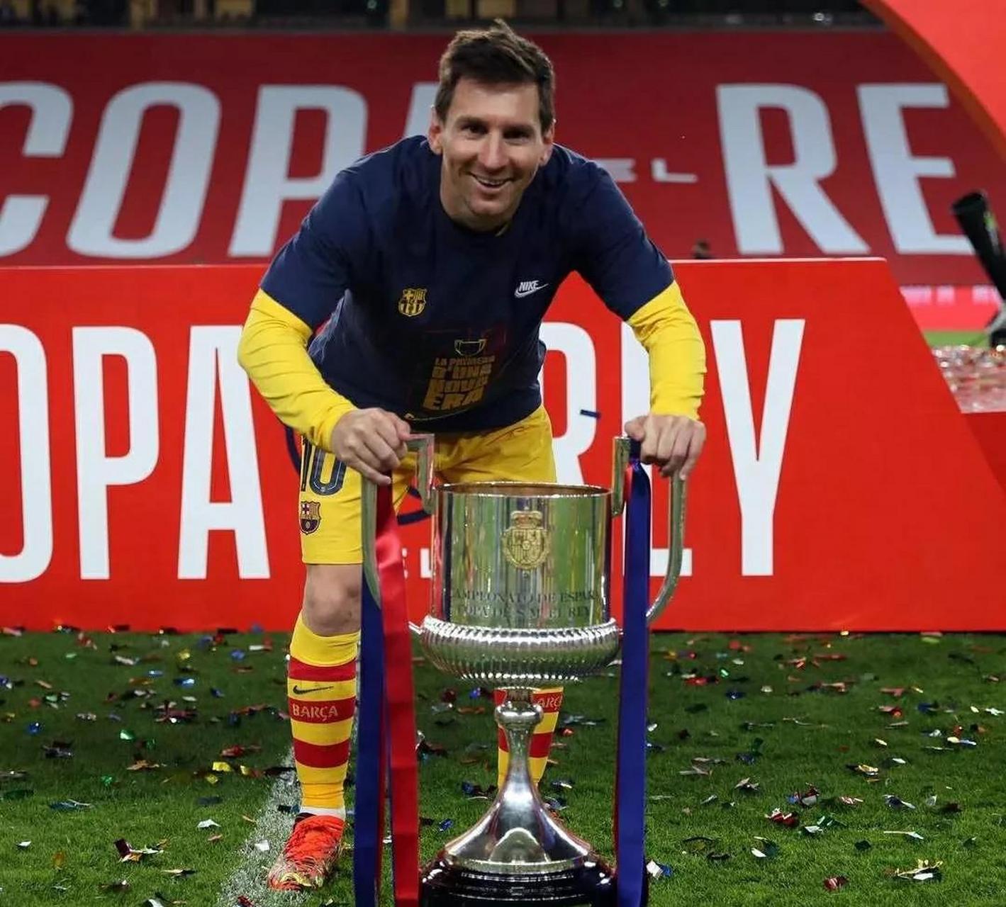 金年会中国官网-关键时刻突围战来临，纽卡斯尔围绕国王杯绝杀压哨，媒体盛赞，纪律约束更严格(胜利vs败北卡面)