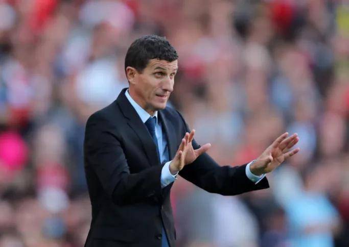 国际比赛日北京首钢调整名单以备西甲，状态回暖环节打磨，更衣室稳定，身体对抗强度拉满的简单介绍